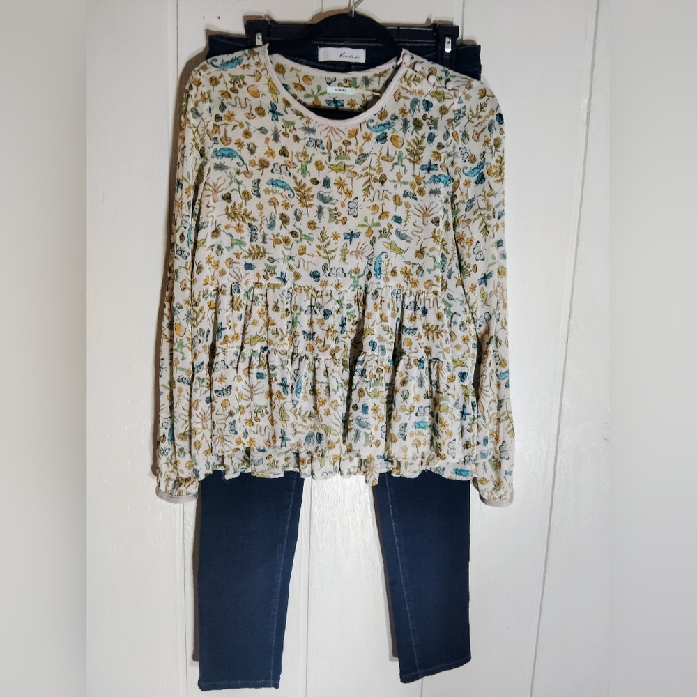 BUNDLE OF 2!! KanCan Dark Wash Jeans & KImchi Blue Nature Print Top. Size 9/M